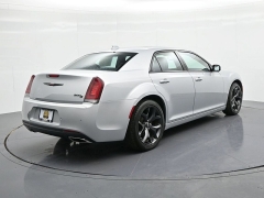 Used 2023  Chrysler 300 300S RWD at Landmark Auto Credit Center near springfield&comma; IL