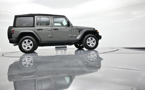 Used 2020  Jeep Wrangler Unlimited Sport S 4x4 at Landmark Auto Credit Center near springfield&comma; IL