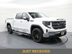Used 2025  GMC Sierra 1500 4WD Crew Cab 147" SLT at Landmark Auto Credit Center near springfield&comma; IL