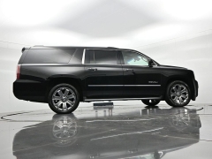 Used 2016  GMC Yukon XL 4d SUV 4WD Denali at Landmark Auto Credit Center near springfield&comma; IL
