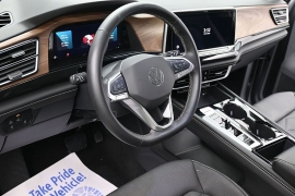 Used 2026  Volkswagen Atlas 2&period;0T SE w&sol;Technology FWD at Landmark Auto Credit Center near springfield&comma; IL