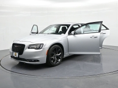 Used 2023  Chrysler 300 300S RWD at Landmark Auto Credit Center near springfield&comma; IL