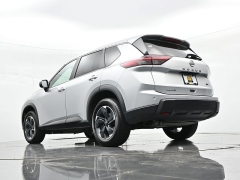 Used 2024  Nissan Rogue FWD SV at Landmark Auto Credit Center near springfield&comma; IL