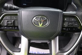 Used 2024  Toyota Tundra Hybrid 4WD Platinum CrewMax 6&period;5ft Bed at Landmark Auto Credit Center near springfield&comma; IL