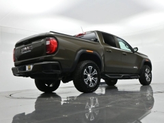 Used 2024  GMC Canyon 4WD Crew Cab AT4 at Landmark Auto Credit Center near springfield&comma; IL