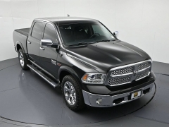 Used 2015  Ram 1500 4WD Crew Cab Laramie at Landmark Auto Credit Center near springfield&comma; IL