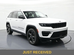 Used 2023  Jeep Grand Cherokee Limited 4x4 at Landmark Auto Credit Center near springfield&comma; IL