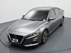 Used 2022  Nissan Altima 2&period;5 SV Sedan at Landmark Auto Credit Center near springfield&comma; IL