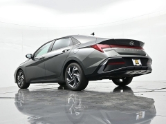 Used 2025  Hyundai Elantra SEL Convenience IVT at Landmark Auto Credit Center near springfield&comma; IL