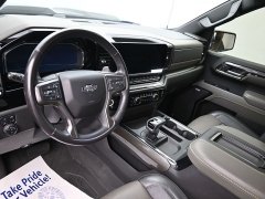 Used 2022  Chevrolet Silverado 1500 4WD Crew Cab 147" ZR2 at Landmark Auto Credit Center near springfield&comma; IL