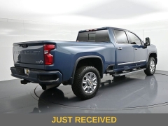 Used 2024  Chevrolet Silverado 3500HD 4WD Crew Cab 159" High Country Dsl at Landmark Auto Credit Center near springfield&comma; IL