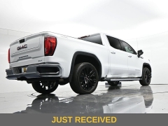 Used 2025  GMC Sierra 1500 4WD Crew Cab 147" SLT at Landmark Auto Credit Center near springfield&comma; IL