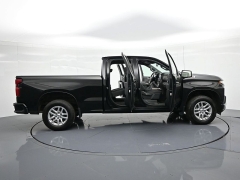 Used 2020  Chevrolet Silverado 1500 4WD Double Cab 147" RST at Landmark Auto Credit Center near springfield&comma; IL