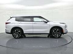 Used 2023  Mitsubishi Outlander SE S-AWC at Landmark Auto Credit Center near springfield&comma; IL