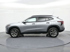 Used 2025  Chevrolet Trax FWD 4dr LT at Landmark Auto Credit Center near springfield&comma; IL