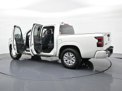 Used 2023  Nissan Frontier Crew Cab 4x2 SV Auto at Landmark Auto Credit Center near springfield&comma; IL