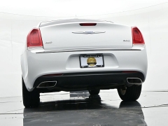 Used 2022  Chrysler 300 Touring AWD at Landmark Auto Credit Center near springfield&comma; IL