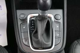 Used 2022  Hyundai Kona Limited DCT FWD at Landmark Auto Credit Center near springfield&comma; IL
