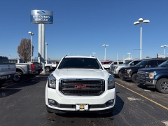 Used 2019  GMC Yukon 4d SUV 4WD SLT at Landmark Auto Credit Center near springfield&comma; IL