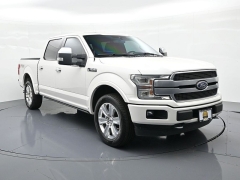 Used 2019  Ford F-150 4WD SuperCrew Platinum 5 1&sol;2 at Landmark Auto Credit Center near springfield&comma; IL