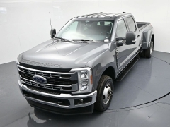 Used 2025  Ford Super Duty F-350 4WD XLT Crew Cab DRW 8' Box at Landmark Auto Credit Center near springfield&comma; IL