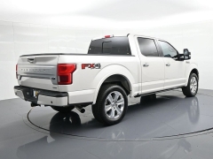 Used 2019  Ford F-150 4WD SuperCrew Platinum 5 1&sol;2 at Landmark Auto Credit Center near springfield&comma; IL