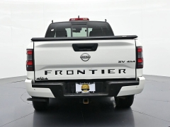 Used 2022  Nissan Frontier Crew Cab 4x4 SV Auto at Landmark Auto Credit Center near springfield&comma; IL