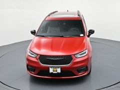 Used 2025  Chrysler Pacifica Limited FWD at Landmark Auto Credit Center near springfield&comma; IL