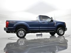 Used 2018  Ford Super Duty F-350 SRW 4WD Reg Cab 8' Box at Landmark Auto Credit Center near springfield&comma; IL