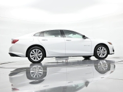 Used 2024  Chevrolet Malibu 4dr Sdn 1LT at Landmark Auto Credit Center near springfield&comma; IL