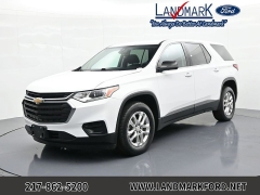  2021 Chevrolet Traverse AWD 4dr LS w&sol;1FL at Landmark Auto Credit Center near springfield&comma; IL