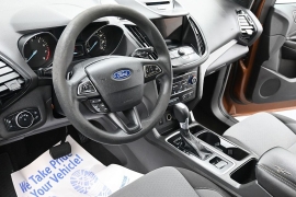 Used 2017  Ford Escape 4d SUV FWD SE at Landmark Auto Credit Center near springfield&comma; IL