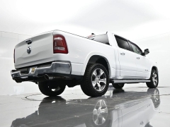Used 2020  Ram 1500 4WD Crew Cab Laramie at Landmark Auto Credit Center near springfield&comma; IL