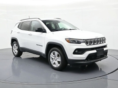 Used 2022  Jeep Compass Latitude 4x4 at Landmark Auto Credit Center near springfield&comma; IL