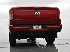 Used 2020  Ram 1500 Big Horn 4x4 Crew Cab 6'4" Box at Landmark Auto Credit Center near springfield&comma; IL