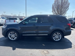 Used 2017  Ford Explorer 4d SUV 4WD XLT at Landmark Auto Credit Center near springfield&comma; IL