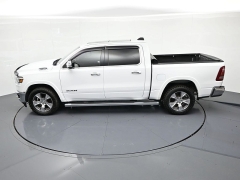 Used 2020  Ram 1500 4WD Crew Cab Laramie at Landmark Auto Credit Center near springfield&comma; IL