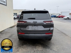 Used 2023  Jeep Grand Cherokee L Altitude 4x4 at Landmark Auto Credit Center near springfield&comma; IL