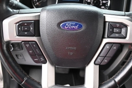 Used 2019  Ford F-150 4WD SuperCrew Platinum 5 1&sol;2 at Landmark Auto Credit Center near springfield&comma; IL