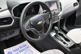 Used 2020  Chevrolet Equinox 4d SUV FWD LS w&sol;1LS at Landmark Auto Credit Center near springfield&comma; IL