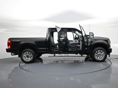 Used 2022  Ford Super Duty F-350 SRW 4WD Crew Cab Box at Landmark Auto Credit Center near springfield&comma; IL
