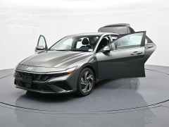 Used 2025  Hyundai Elantra SEL Convenience IVT at Landmark Auto Credit Center near springfield&comma; IL