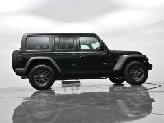 Used 2024  Jeep Wrangler Sport S 4 Door 4x4 at Landmark Auto Credit Center near springfield&comma; IL