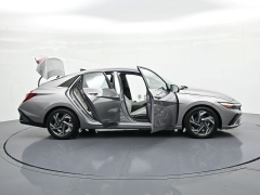 Used 2024  Hyundai Elantra Limited IVT at Landmark Auto Credit Center near springfield&comma; IL