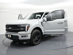 Used 2024  Ford F-150 Platinum 4WD SuperCrew Box at Landmark Auto Credit Center near springfield&comma; IL