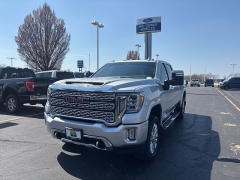 Used 2020  GMC Sierra 2500HD 4WD Crew Cab 159" Denali at Landmark Auto Credit Center near springfield&comma; IL