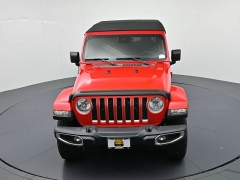 Used 2020  Jeep Gladiator Overland 4x4 at Landmark Auto Credit Center near springfield&comma; IL