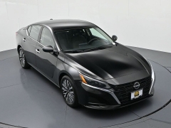 Used 2024  Nissan Altima 2&period;5 SV Sedan at Landmark Auto Credit Center near springfield&comma; IL