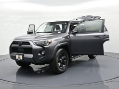 Used 2021  Toyota 4Runner SR5 Premium 4WD &lpar;Natl&rpar; at Landmark Auto Credit Center near springfield&comma; IL