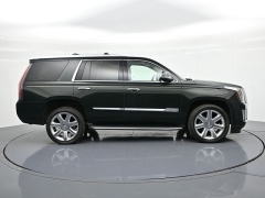 Used 2016  Cadillac Escalade 4d SUV 4WD Luxury at Landmark Auto Credit Center near springfield&comma; IL